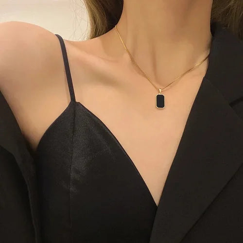 Trending Korean pendant